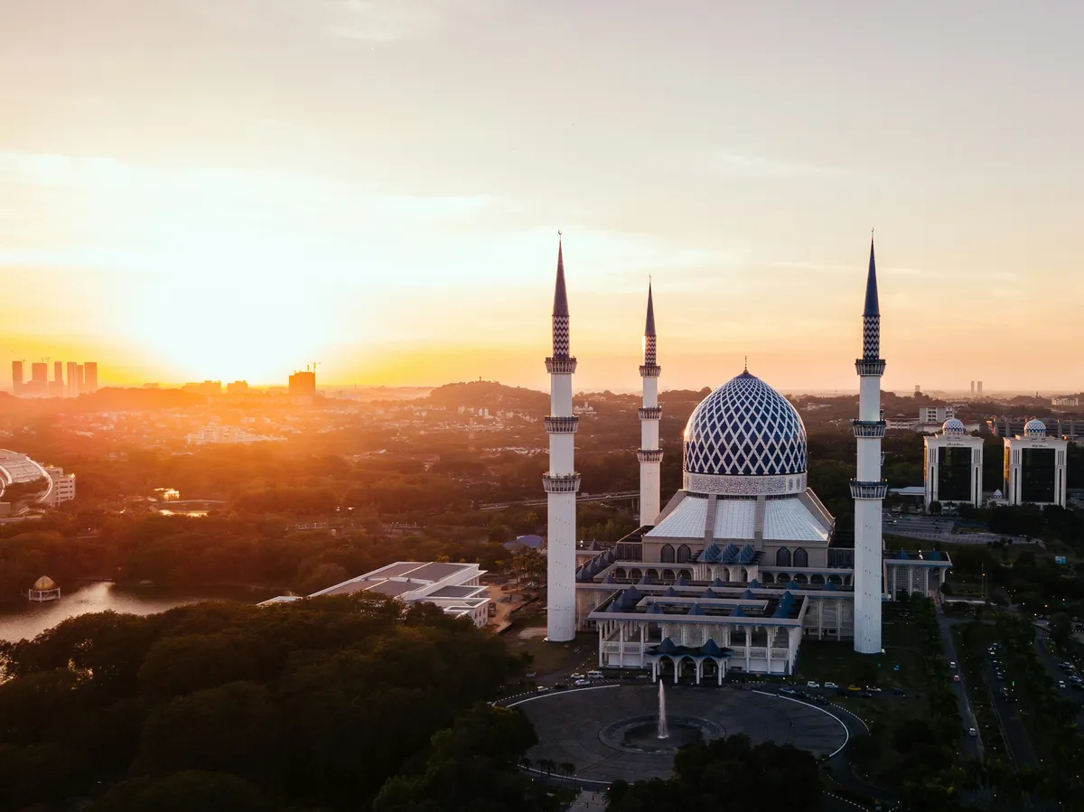 fahrul-azmi-vR-Nb0bncOY-unsplash_result
